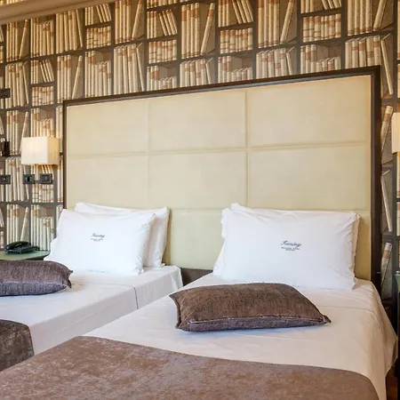 Hotel Touring 4*